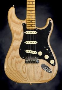 Fender 10 For 15 Oiled Ash American Standard Stratocaster