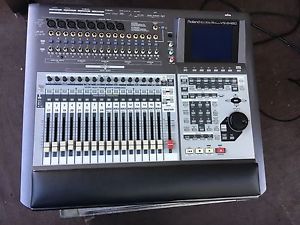 Roland VS-2480 DVD Digital Recorder 160GB HD 1 FX Card