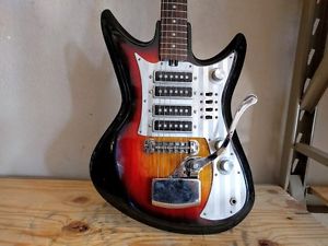 Vintage 60's Silvertone Model 759-1437 4 Pickup Guitar