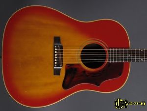 1967 Gibson J45 Roundshoulder Flattop - Cherry Sunburst - EXC ++