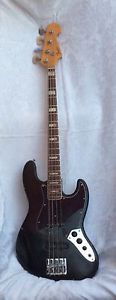 Fender Vintage 1966 Jazz Bass, Solid Body Electric Bass Guitar w/case