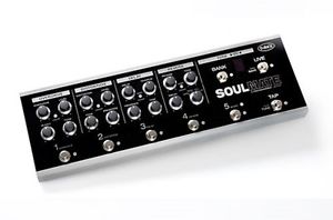 T-REX SOULMATE 5 NEGOZIO PEDALI UNA ACCORDATORE COMPRESO GIG-BAG PER &