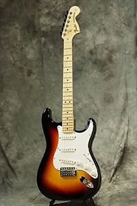 Fender Japan Exclusive Classic 70s Stratocaster 3 Tone Sunburst Maple EMS NEW!