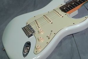 FENDER MEX  Classic PLlayer 60S Stratocaster Electric Guiar From Japan USED#G082