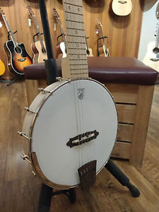 Deering Goodtime Solana 6 w/pickup!