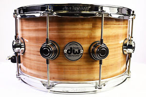 DW Collector's Exotic Snare 7x14 Banana Outer Over Maple