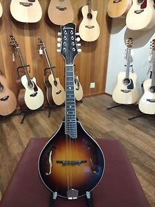 Eastman MD605 mandolin NEW