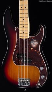 Fender American Standard Precision Bass® 3-Tone Sunburst Maple (614)