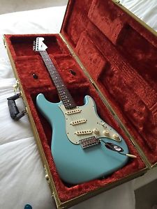 Fender Stratocaster 60s Special Edition Lacquer Daphne Blue - Great Condition