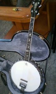 GOLD TONE IT CUSTOM TENOR BANJO W-TUBAPHONE TONE RING