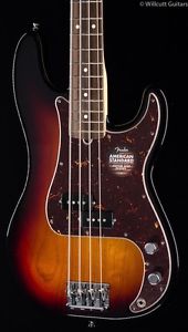 Fender American Standard Precision Bass® 3-Tone Sunburst (017)