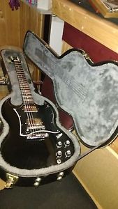 2000 US Gibson SG Special with classic'57 pickups to sound like Angus Young