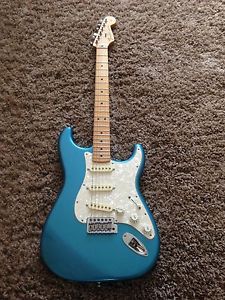 Fender Stratocaster MIM Upgraded Lake Placid Blue