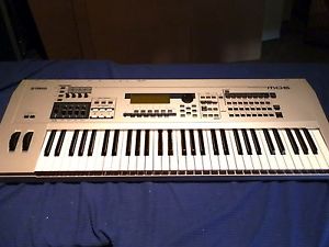 Yamaha MO6 Keybo