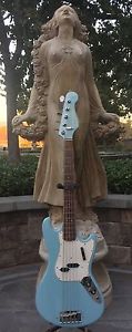 1966 Vintage Fender Bass V - Led Zeppelin - Motown - Sonic Blue - 5 String -