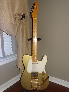 FENDER CUSTOM SHOP ESQUIRE RELIC (Telecaster) HLE GOLD '05 Limited Ed. w/Bigsby
