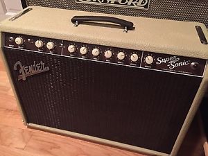 Fender Super-Sonic 22 22 watt Guitar Amp-Blonde LIKE NEW--FREE SHIP
