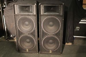 (PAIR) Yamaha S215V Club Series V Dual 15in Speaker with 2in Horn Speaker - Pair