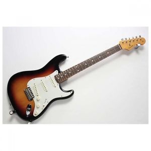 Fender 62 Stratocaster American Vintage Sunburst 2000 Used Electric Guitar Japan