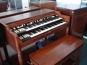 HAMMOND B-3000 ORGAN, HL-722 LESLIE SPEAKER,BENCH,BASS PEDALS,REFURBISHED, VIDEO