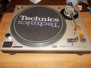 Technics Quartz Direct Drive SL-1200MK2 Professional DJ Turntable  Original Box