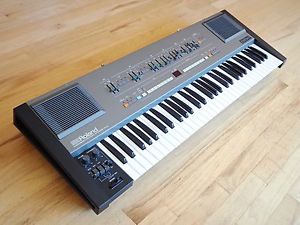 1980s Roland HS-60 Vintage Polyphonic Analog Synthesizer Juno 106 w/ Flight Case