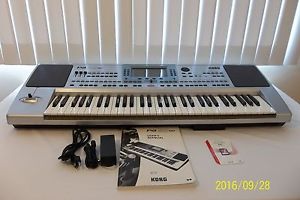 Korg PA 50 SD keyboard workstation in very good working Condition see pictures