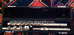 Yamaha Flute Model YFL61 B-Foot, Open-Holes, Solid Silver Keys & Tube