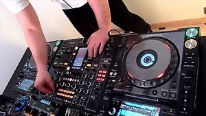 Pioneer CDJ2000NEXUS