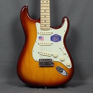 MINT NOS Fender American Deluxe Stratocaster Ash Electric Guitar - FREE SHIP
