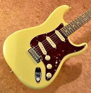 Fender USA Factory Special Run American Standard Stratocaster Vintage White