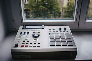 Akai MPC 2000XL 32MB, Ziplaufwerk, Sample-CDs