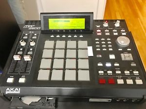 Mpc akai 2500