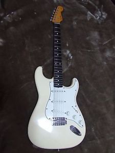Vintage 1983 Fender Japan JV Stratocaster ST62-65 VWH White Strat MIJ 9-2-83