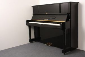 YAMAHA UX1 Klavier schwarz gebraucht