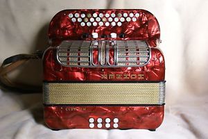 Nice HOHNER "CLUB III M " diatonic button C/F accordion/accordian!