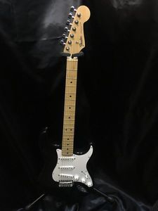 Excellent+++!!Fender Japan StratoCaster Black from JAPAN