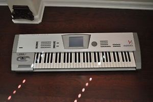 korg trinity v3 workstation with skb case