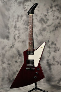 Gibson USA Explorer Cherry Electric Guitar w/HardCase From Japan Used #U111