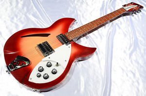 Rickenbacker 330 2001 Used w / Original Hard Case