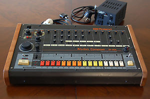 Roland TR-808 Analog Rhythm Composer with Wooden Panels Vintage