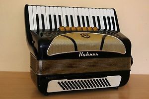 Accordion Hohner Lucia IIP 80 bass LMH Akkordeon Fisarmonica + Case