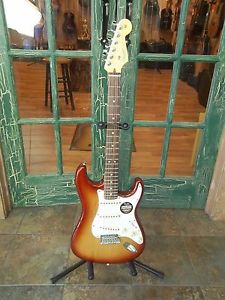 Fender American Standard Stratocaster Electric Guitar Sienna Sunburst w/ Case