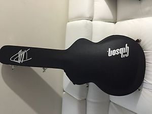 2015 Gibson Memphis Dave Grohl ES-335 model in Metallic Gold finish