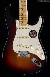 Fender American Standard Stratocaster® 3 Color Sunburst, Maple (393)