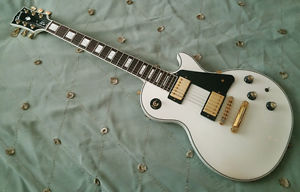 NICE 2014 Gibson Les Paul Classic Custom Lite, Alpine white w/ case great guitar
