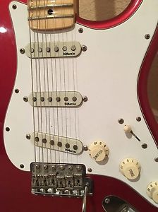 Yngwie Malmsteen Authentic Artist Series Fender Stratocaster candy Red Maple