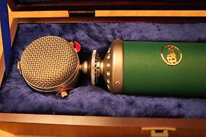 Blue Kiwi Microphone, Shock Mount, Original Packaging
