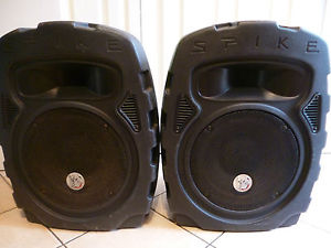 YAMAHA AMP WITH VERY EXPENCIVE SPEAKERS GREAT BAND GEAR