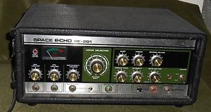 Vintage Roland Space Echo RE-201 Tape Loop Delay Spring Reverb Japan Effect